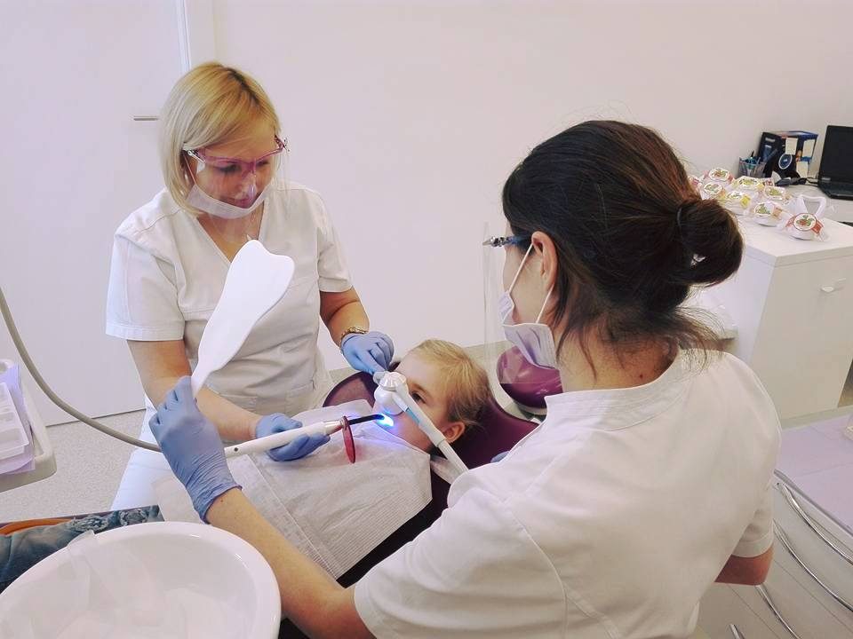 Dzieci w dentystce
